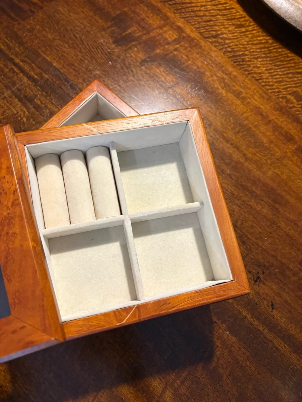 Vintage Mele swivel open wood jewelry box